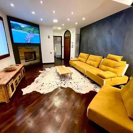 Wood Luxury House * Πεσκάρα